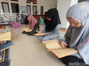 Ilmu Fiqih Itu Disebar dari Ponpes Miftahunnaja Al Musri 1 Sumedang