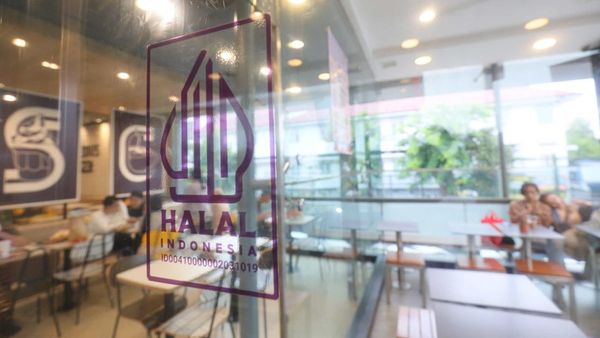 Restoran Cepat Saji Ini Jadi yang Pertama Terima Sertifikat Halal Sepanjang Masa