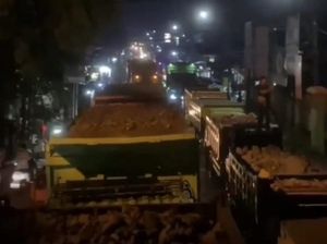Tolak Dilarang Operasi Saat Siang, Sopir Truk Sempat Demo di Parungpanjang