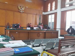 Eks Sekcam Tamalanrea Ngaku Tahu Pembebasan Lahan dari Obrolan Warkop Eks Sekcam Tamalanrea Ngaku Tahu Pembebasan Lahan dari Obrolan Warkop