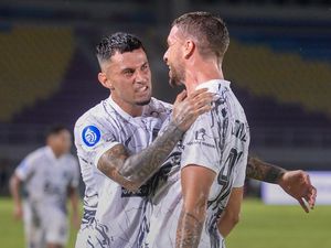 PSS Vs Borneo FC: Pesut Etam Menang Tipis 1-0 PSS Vs Borneo FC: Pesut Etam Menang Tipis 1-0