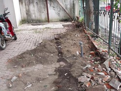 4 Saksi Diperiksa soal Temuan Kerangka Perempuan Terkubur Depan Ruko Malang