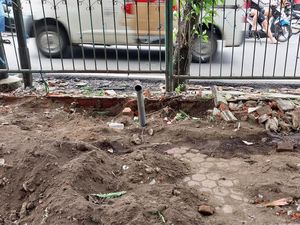Perempuan yang Terkubur Depan Ruko Malang Diduga Tewas di Tempat Lain Perempuan yang Terkubur Depan Ruko Malang Diduga Tewas di Tempat Lain