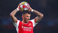 Empat pemain di barisan bek ada Ben White (Arsenal), Harry Maguire (MU), Jarrad Branthwaite (Everton), Ben Chilwell (Chelsea) (Getty Images)