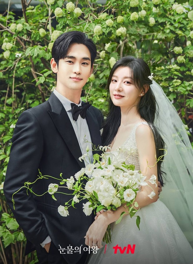 4 Pasangan Kim Soo Hyun di Drakor yang Bikin Baper!