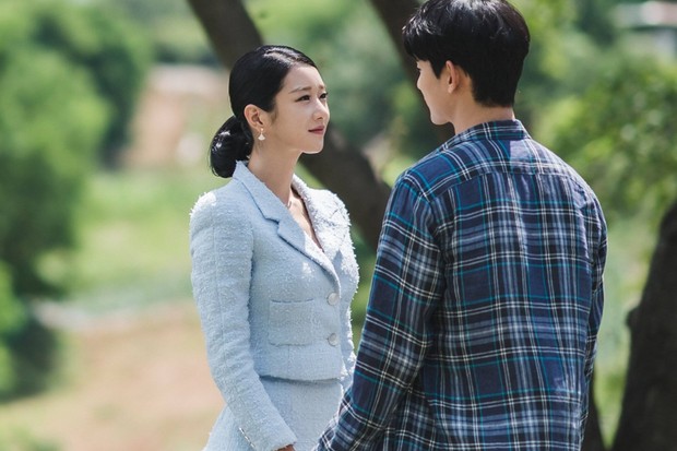 4 Pasangan Kim Soo Hyun di Drakor yang Bikin Baper!