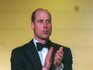 Pangeran William-Harry Pernah Ribut Gara-gara Berewok Pangeran William-Harry Pernah Ribut Gara-gara Berewok