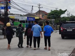 Cerita Pekerja RSI Sultan Agung Semarang, Nebeng Truk-Jalan 3 Km gegara Banjir