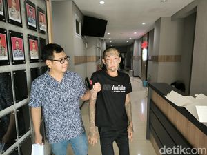 Pengakuan Pemuda Gresik Curi Motor untuk Modal Nikahi LC Warung Kopi Pangku Pengakuan Pemuda Gresik Curi Motor untuk Modal Nikahi LC Warung Kopi Pangku