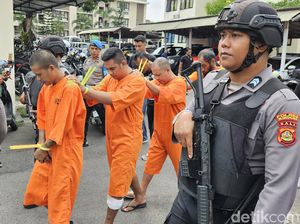 Berupaya Kabur, Polisi Tembak Kaki Dua Pencuri Spesialis AC di Klungkung Berupaya Kabur, Polisi Tembak Kaki Dua Pencuri Spesialis AC di Klungkung