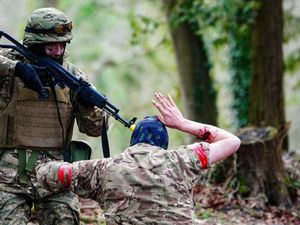 Rusia Klaim 10 WNI Jadi Tentara Bayaran Ukraina, Ini Respons Kemlu RI