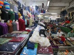 Situasi Tanah Abang Setelah Sepi Pengunjung Karena Covid-19