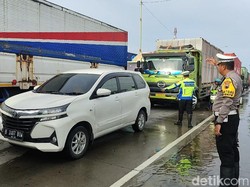 Awas Lur! Pantura Sayung Demak Macet 6 Kilometer, Ini Jalur Alternatifnya