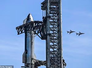 Roketnya Hilang di Atmosfer, Elon Musk Tetap Pede Manusia BIsa ke Mars