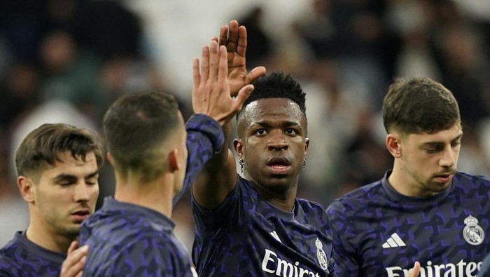 Soccer Football - LaLiga - Real Madrid v Celta Vigo - Santiago Bernabeu, Madrid, Spain - March 10, 2024 Real Madrids Vinicius Junior during the warm up before the match REUTERS/Ana Beltran
