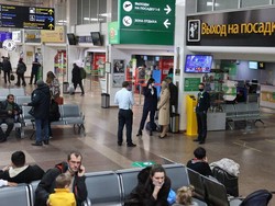 Warga Rusia yang Pulang ke Negaranya Berisiko Diinterogasi-Ditahan