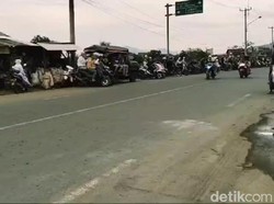 Kucing-kucingan Pembalap Motor Liar dengan Polisi di Bandung