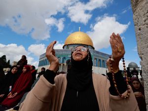 Berdoa di Bulan Ramadan di Masjid Al-Aqsa