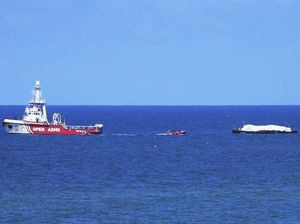 Pertama Kali, Bantuan Kemanusiaan Gaza Tiba via Jalur Laut