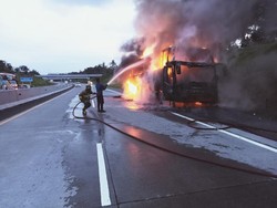Bus Rosalia Indah Ludes Terbakar di Tol Boyolali, Ini Penyebabnya