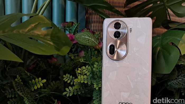 Review Oppo Reno 11 Pro 5G purwana.net, Asyik Diajak Traveling, Baterai Awet Kamera Oke