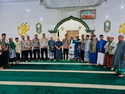 Polsek Grogol Petamburan Gelar Subuh Keliling di Lokasi Rawan Tawuran