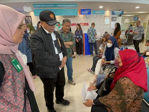 Tenaga Ahli KSP Kunjungi RS Awal Bros Panam, Puji Soal Digitalisasi-Cathlab