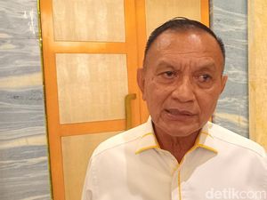 Wamenko Polkam: WNI dari Iran Tiba di Jakarta Sore Ini, Tak Semua Mau Pulang Wamenko Polkam: WNI dari Iran Tiba di Jakarta Sore Ini, Tak Semua Mau Pulang