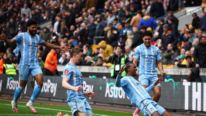 Soccer Football - FA Cup - Quarter Final - Wolverhampton Wanderers v Coventry City - Molineux Stadium, Wolverhampton, Britain - March 16, 2024 Coventry Citys Haji Wright celebrates scoring their third goal Action Images via Reuters/Andrew Boyers