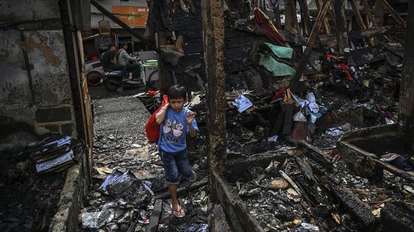 75 Petak Kontrakan-20 Rumah di Palmerah Ludes Terbakar