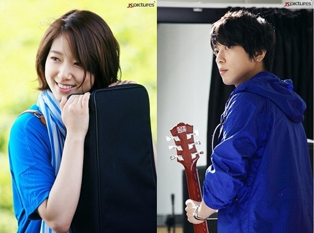 Park Shin Hye dan Jung Yong Hwa di Drama Heartstrings/Foto: soompi.com Park Shin Hye dan Jung Yong Hwa di Drama Heartstrings