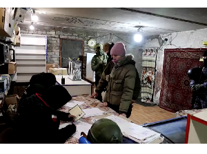 Melihat Suasana Pemilu di Kota Ukraina yang Dikuasai Rusia