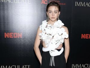Sydney Sweeney Tampil Tanpa Busana di Iklan Olahraga, Dikritik Terlalu Seksual