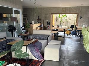 Kepagian Datang ke Bali dan Belum Bisa Check in? Titip Barangmu di Sini Saja