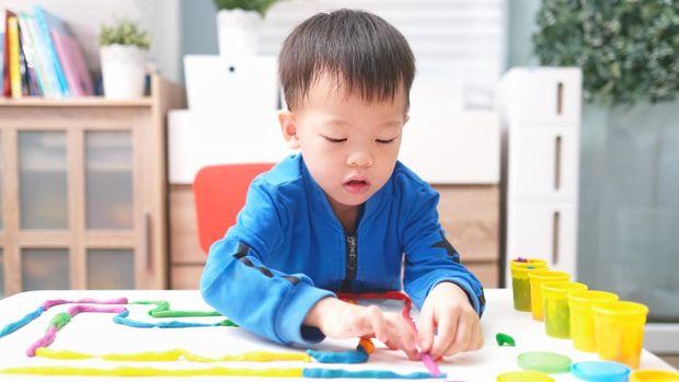 7 Kegiatan Dapat Menguatkan Sistem Sensori Anak Usia 1-3 Tahun