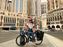 Suka Duka Abdul Gowes ke Mekkah, Masak Sendiri untuk Makan Sehari-hari