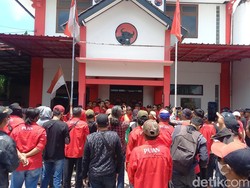 Caleg PDIP Sukoharjo Tiwi-Ngadiyanto Bantah Mengundurkan Diri