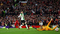 Amad Diallo menentukan kemenangan MU di menit akhir perpanjangan waktu. Golnya, dalam skema serangan balik cepat, merobek gawang Liverpool. Winger asal Pantai Gading itu sendiri baru masuk di menit akhir babak kedua waktu normal. Ia menggantikan Raphael Varane.  