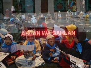 Antusias Anak-anak Ikuti Pesantren Kilat di Jakarta Islamic Center Antusias Anak-anak Ikuti Pesantren Kilat di Jakarta Islamic Center