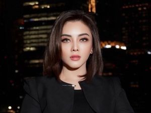 8 Potret Terbaru Dhena Devanka yang Makin Cantik & Tirus Usai Oplas di Korea