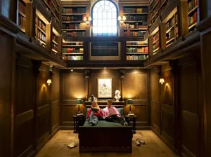 Perpustakaan Sangat Rahasia Dibuka untuk Umum, Bisa Menginap di Dalamnya Perpustakaan Sangat Rahasia Dibuka untuk Umum, Bisa Menginap di Dalamnya