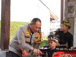 Polisi di Banyuwangi Tingkatkan Minat Baca Anak Lewat Budaya