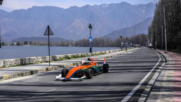 Kashmir Jadi Tuan Rumah Formula-4 untuk Genjot Pariwisata