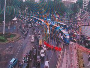 Ada Demo di Patung Kuda, Arus Lalin ke Istana Ditutup Sore Ini Ada Demo di Patung Kuda, Arus Lalin ke Istana Ditutup Sore Ini