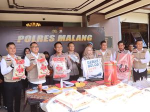 Tersangka Pengemas Ulang Beras Bulog Jadi Premium di Malang Raup Rp 45 Juta Tersangka Pengemas Ulang Beras Bulog Jadi Premium di Malang Raup Rp 45 Juta