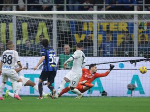 Inter Vs Napoli Tuntas 1-1