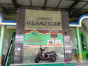 Tarawih di Sini Hadiahnya Umrah-Motor