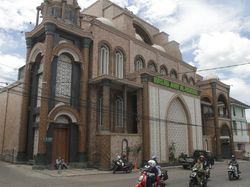 Memburu Lailatul Qadar, 5 Masjid Ikonik di Malang Raya untuk Iktikaf