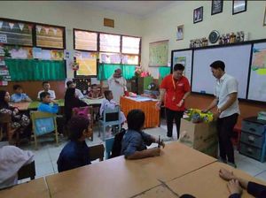 Mengajak Anak-anak Berbagi di Bulan Ramadan