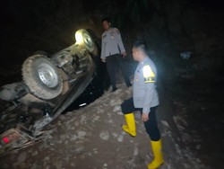 Mobil Pikap Masuk Jurang 45 Meter di Kerinci, Sopir Terluka